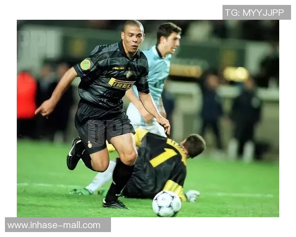 掌握足球基本过人技巧提升球场表现的实用指南